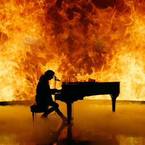 欧美人配侏儒的下一句是啥
